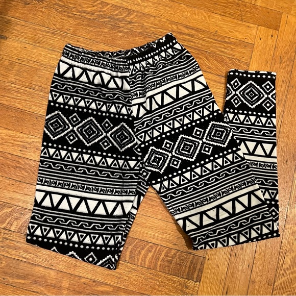 Black and White Super Soft Leggings - Picture 1 of 4